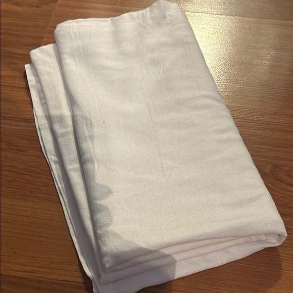 Blanket White Flannel - Picture 1 of 2